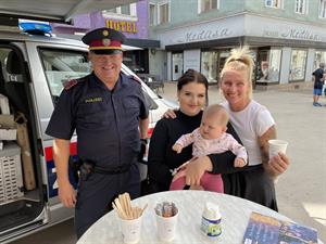 Artikel 'Aktionswoche "Coffee with Cops"' anzeigen